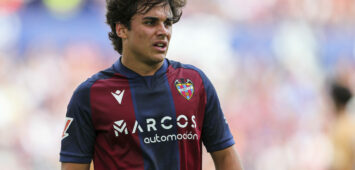Carlos Álvarez