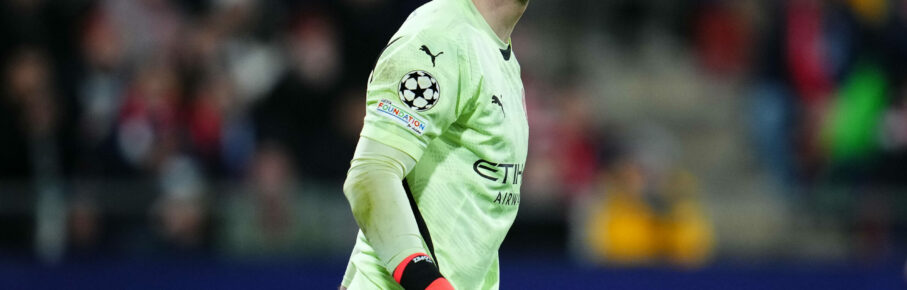 Pau López