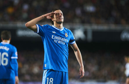 Alvaro Carreras Real Madrid CF celebrates after scoring his teams first goal during the LaLiga EA Sports match between Valencia CF and Real Madrid at Estadio de Mestalla on February 8, 2026 in Valencia, Spain. Photo by Maria Jose Segovia / DeFodi Images - *** Alvaro Carreras Real Madrid CF celebrates after scoring his teams first goal during the LaLiga EA Sports match between Valencia CF and Real Madrid at Estadio de Mestalla on February 8, 2026 in Valencia, Spain Photo by Maria Jose Segovia DeFodi Images